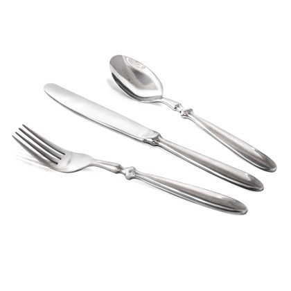 Hemingway 18 piece dining set